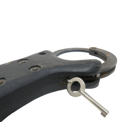 Quikkuf Rigid Handcuffs & Key